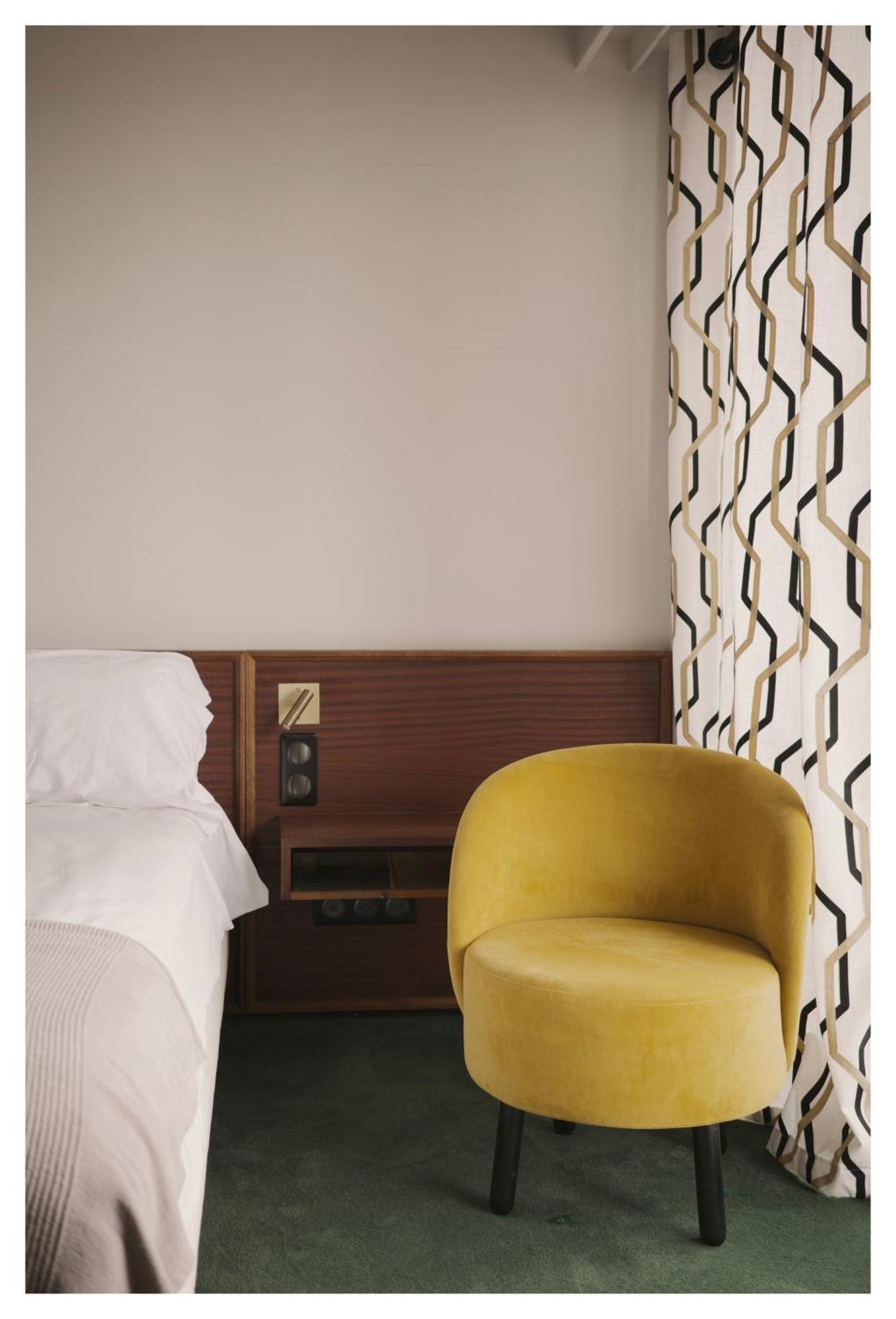 Hotel Le Versailles Вилафранк-сюр-Мер Екстериор снимка